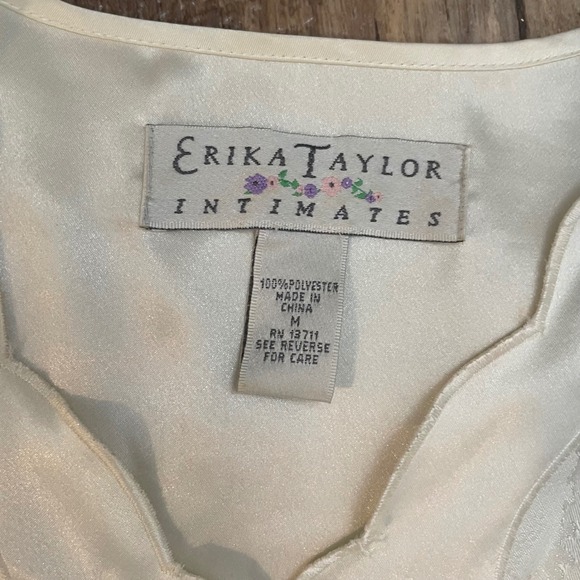 Erika Taylor Intimates Ivory Paisley Pajama Set Top Shorts M - Picture 2 of 8